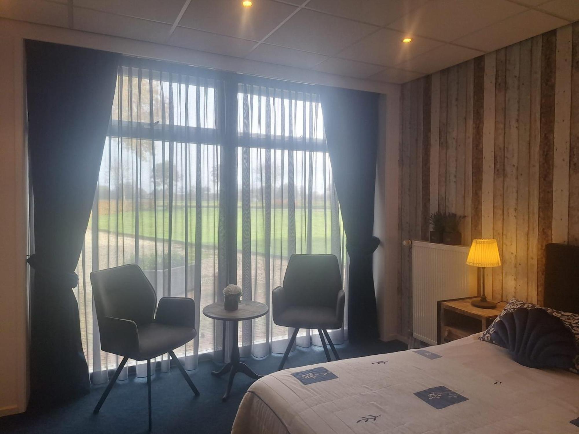 Hoeve Montigny B&B คีทโฮร์น ภายนอก รูปภาพ